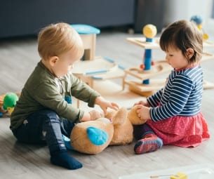 Kinderarmoede een halt toeroepen: ambities gestoeld op inzicht en cijfers in Fryslân